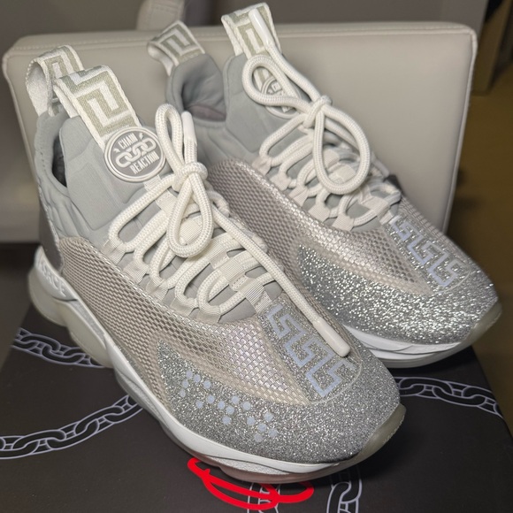 PRE-OWNED - VERSACE SILVER SPARKLE CHAIN REACTION SNEAKERS 8.5 US (38.5) - Picture 1 of 15